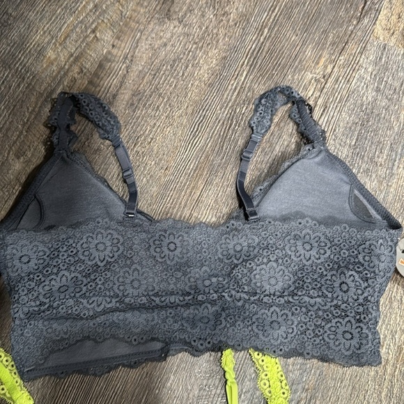 2 pc convertible bralette - Picture 4 of 8